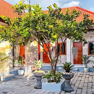 adhi-homestay.hotelsseminyak.net/