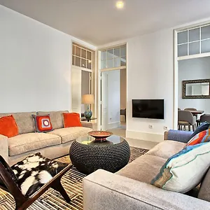 myplace-lisbon-luxury-trindade.hotels-lisbon-portugal.com/